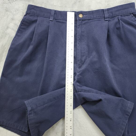 Vintage Van Heusen Shorts Mens W38 Blue Pleated Bermuda Chino Preppy Summer - Picture 7 of 10